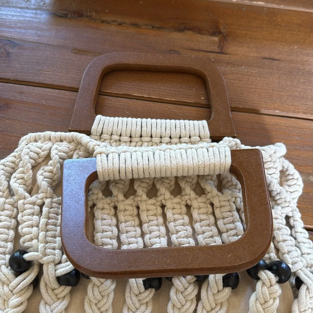 Straw Studios Crochet Macrame Handbag - Picture 4 of 7